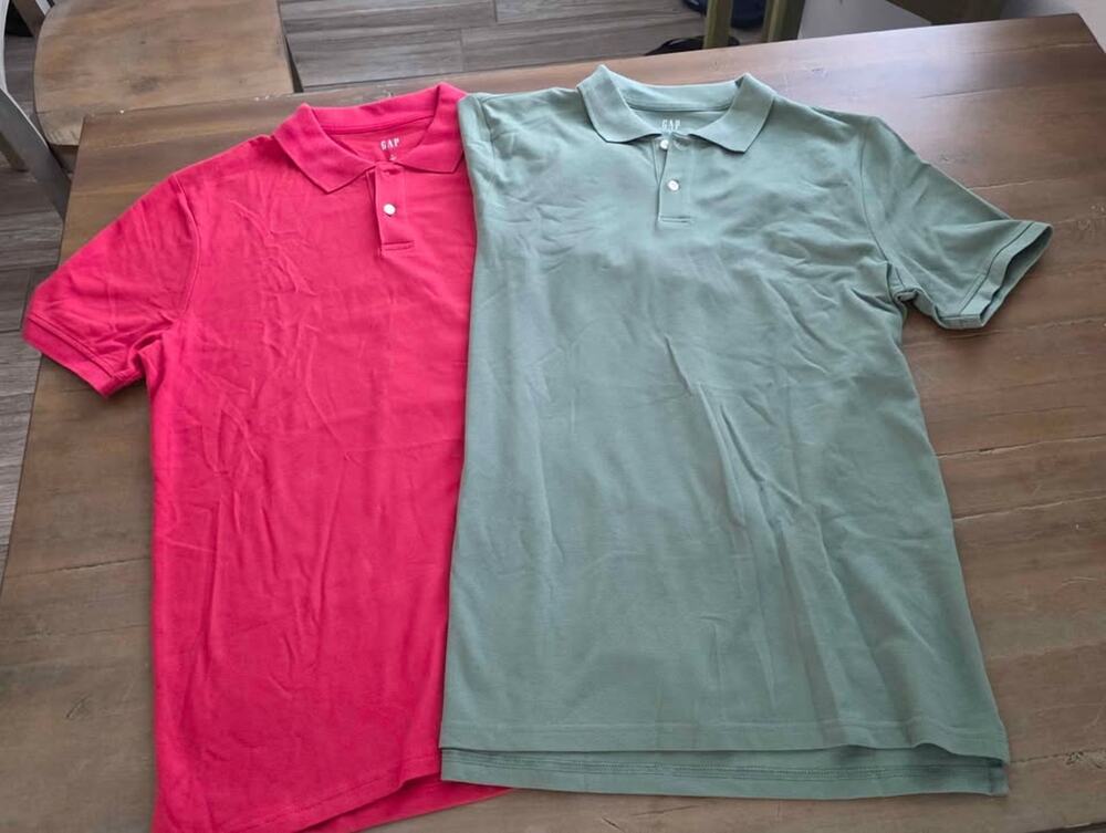 2 GAP Polo Shirts Red Green men's Size L - NWT